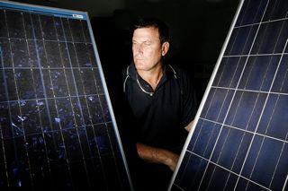 /wp-content/uploads/2008/05/solar_panels_cairns_queensland.jpg