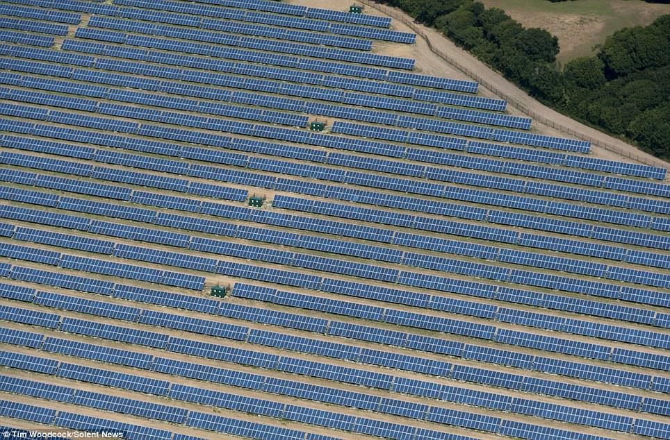 /wp-content/uploads/2011/09/Solar-Farms-Na.jpg