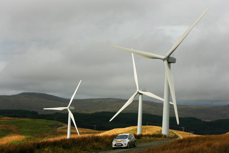 /wp-content/uploads/2012/12/Gullen-Range-Wind-Farm.jpg