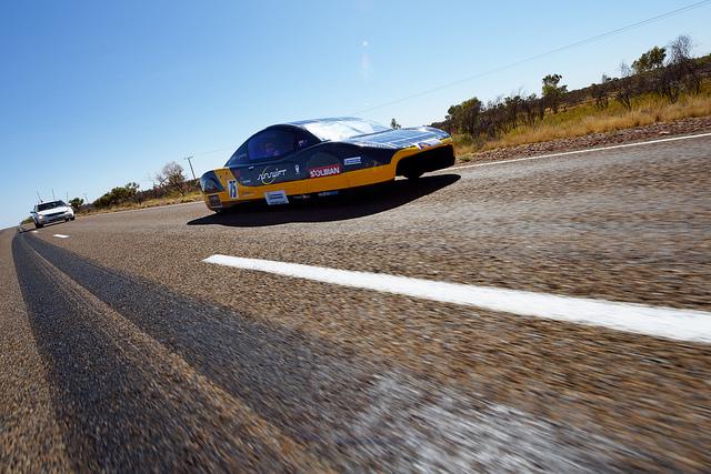 /wp-content/uploads/2015/03/Eve-Solar-powered-car-in-Australia.jpg