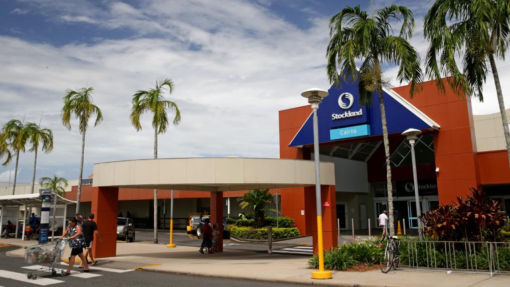 /wp-content/uploads/2017/10/Stockland-Cairns-Shopping-Centre-Solar-Panels.jpg